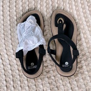 Socosands Black Sandals Size 7